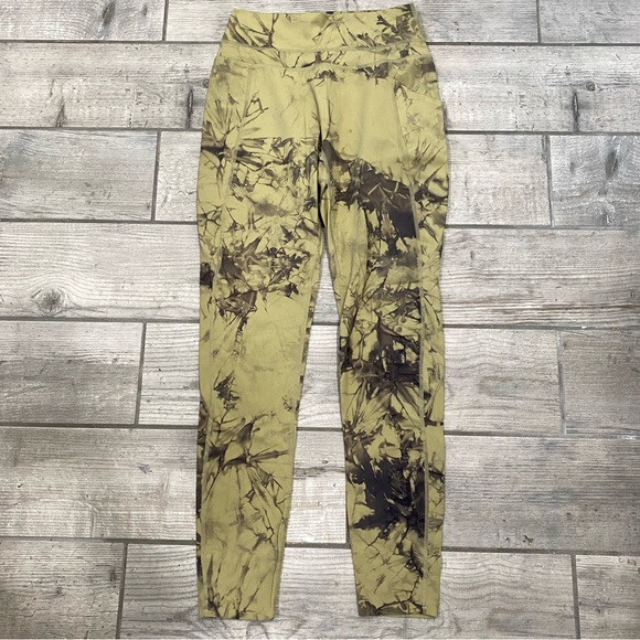 SOLD | Cactus Green Alphalete Alphalux Force Leggings - Picture 3 of 11